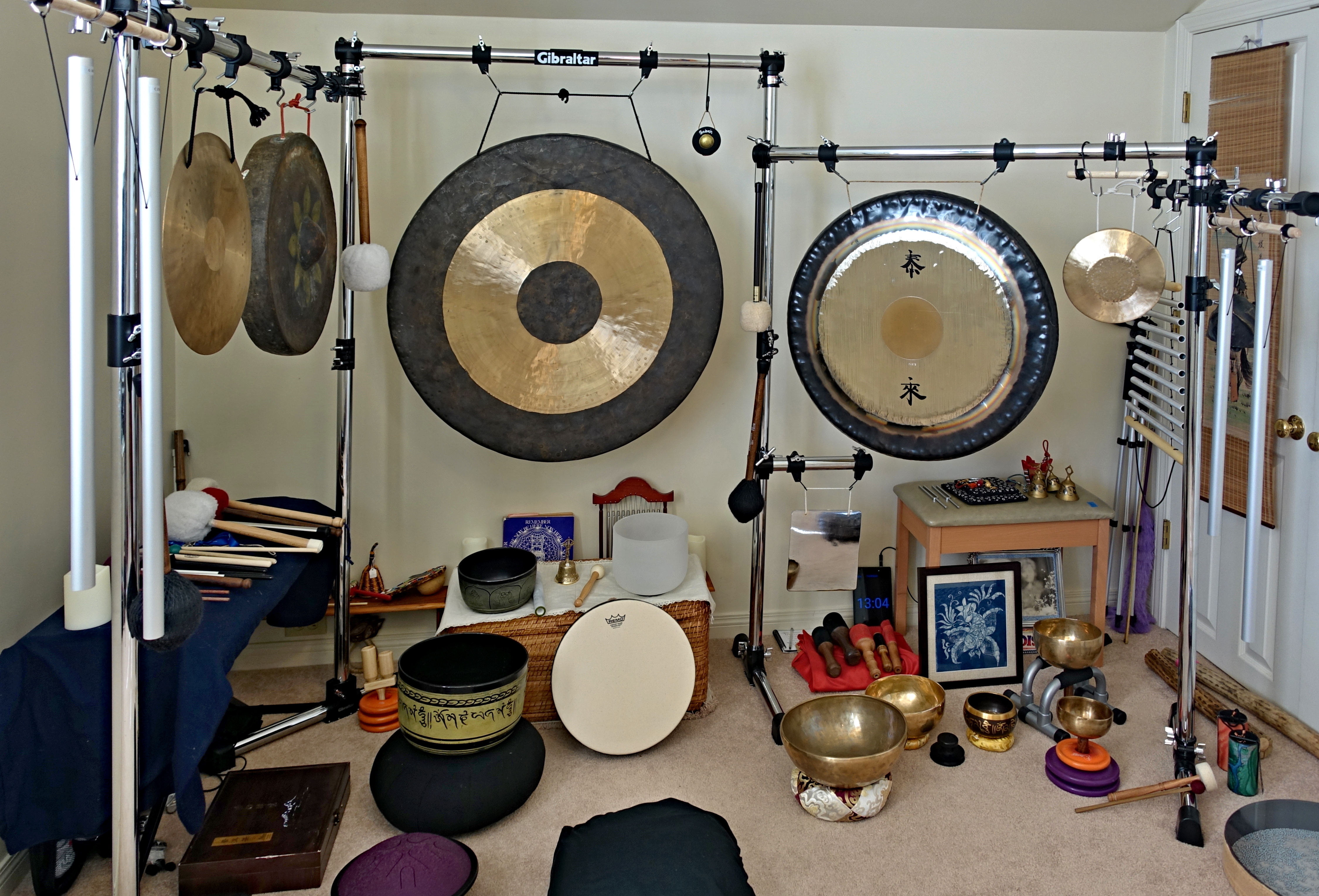 Earth Gongs