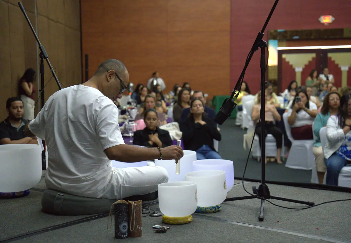 Juan Domínguez · Gong Baths & Sound Baths · Managua, Nicaragua